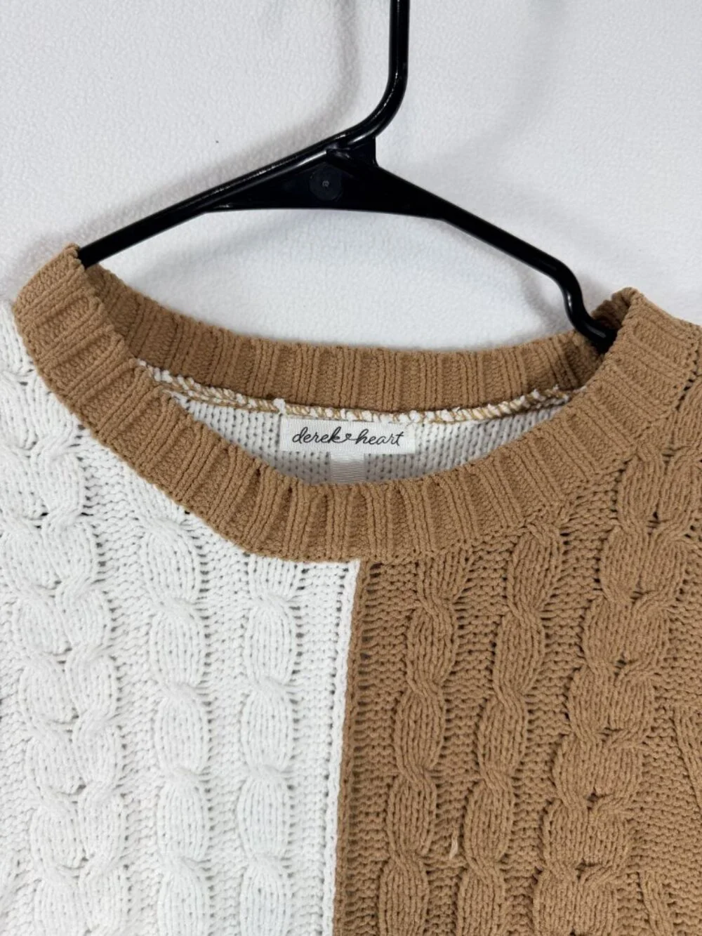 Derek Heart Women’s Small Brown Ivory Colorblock Cable Knit Cropped Sweater - Picture 11 of 15